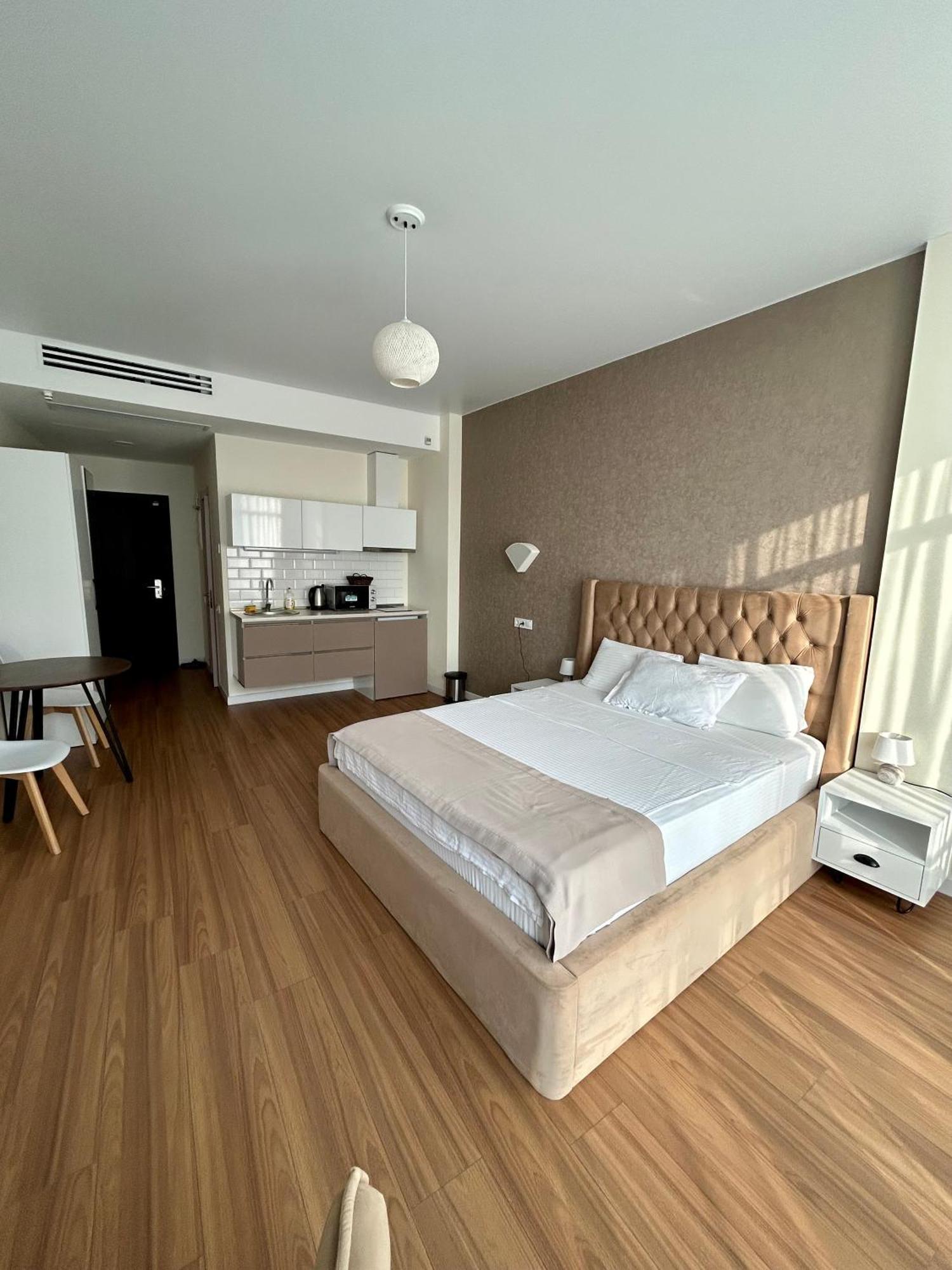 White Apartment 바투미 외부 사진