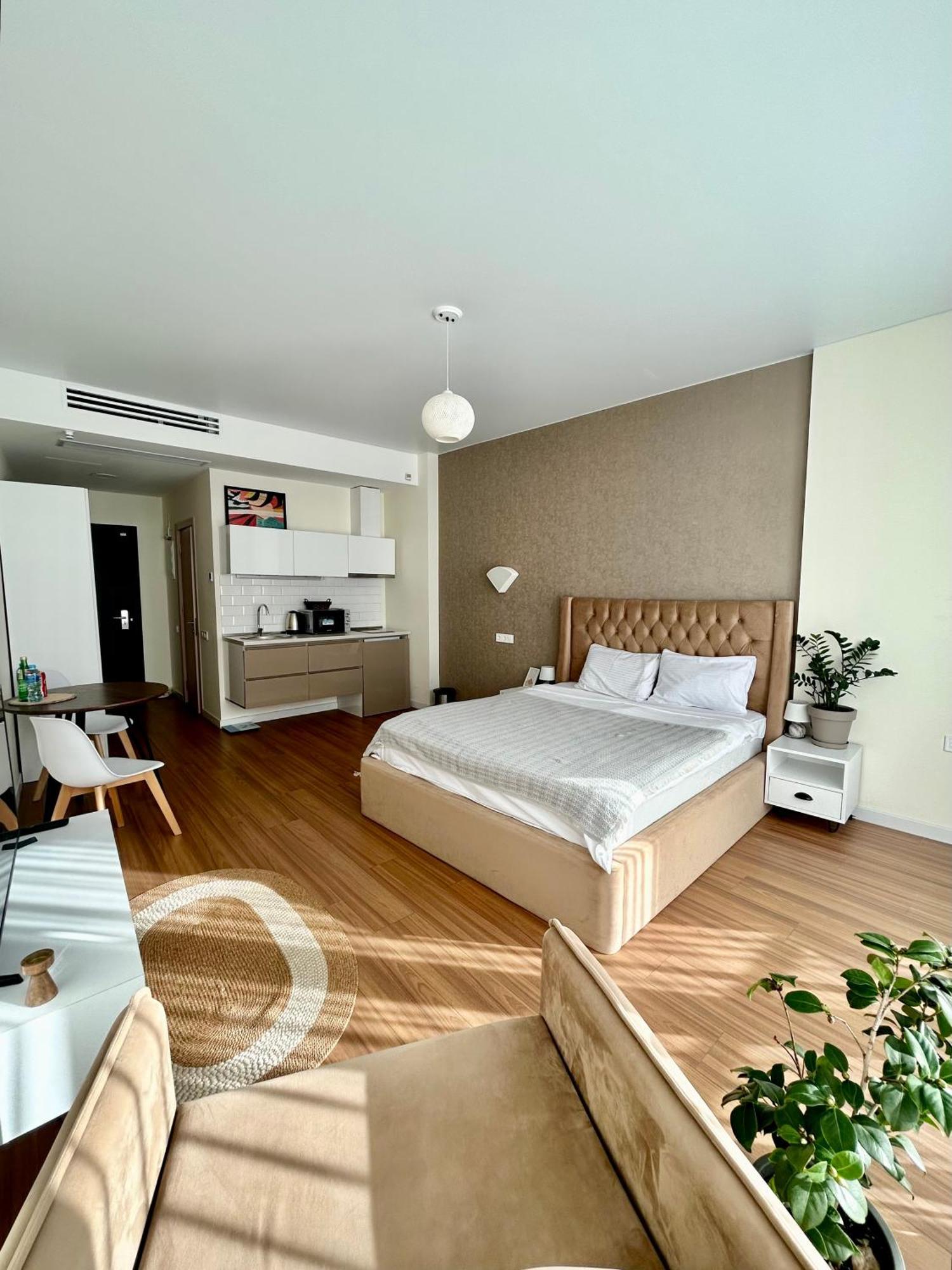 White Apartment 바투미 외부 사진